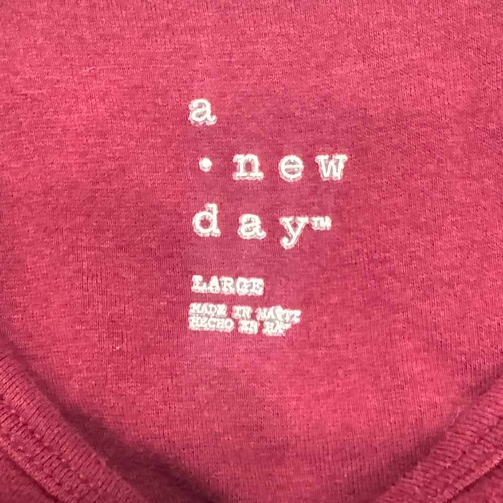 A New Day Burgundy Scoop Neck Tank Top - Picture 2 of 5